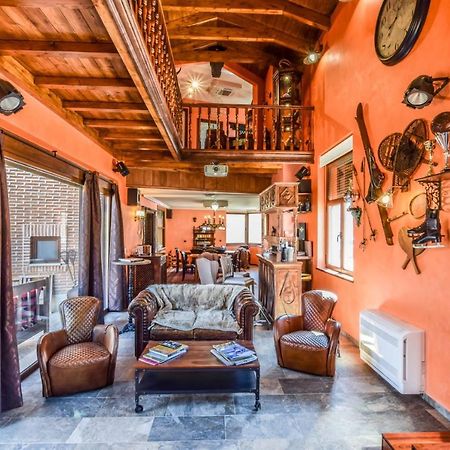 Casa Del Trotamundos Guest House Villamayor de Campos Екстериор снимка
